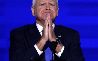 TIM WALZ ACEPTA NOMINACIÓN DEMÓCRATA COMO VICEPRESIDENTE DE KAMALA HARRIS